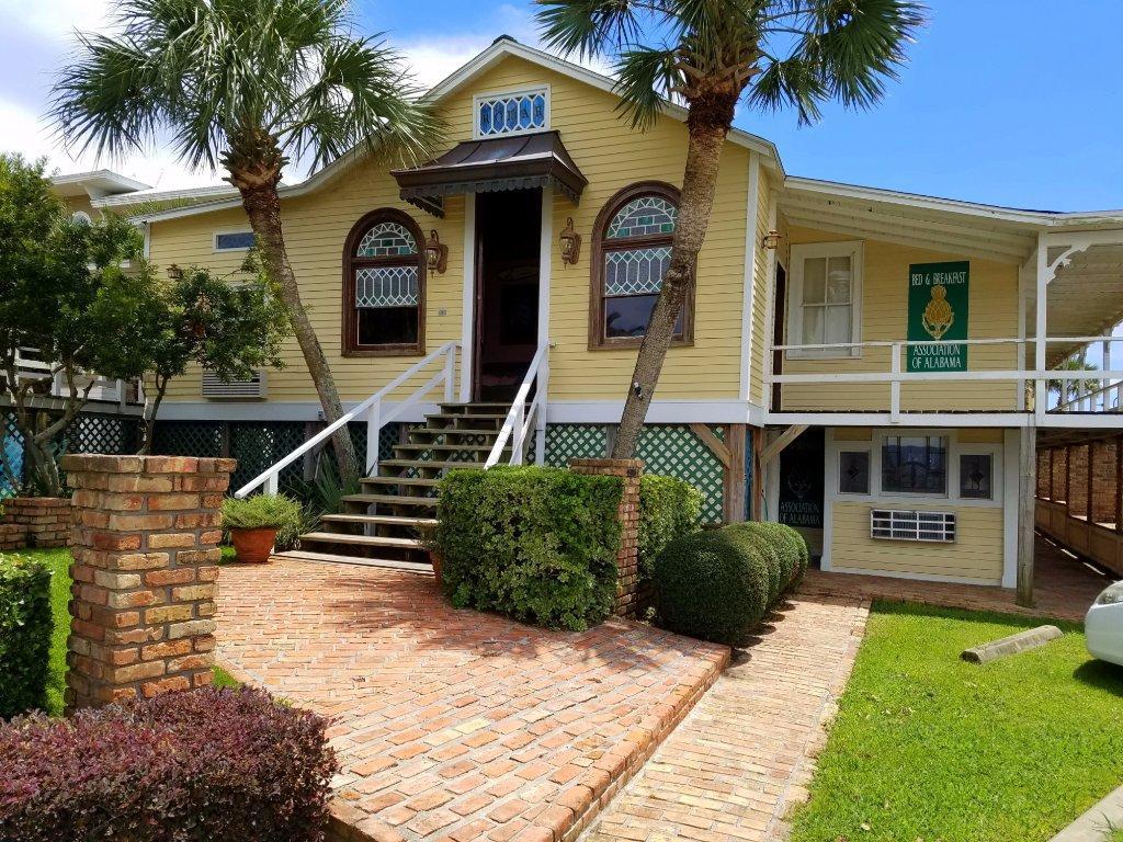 The Original Romar House Bed And Breakfast Inn Orange Beach Exterior photo